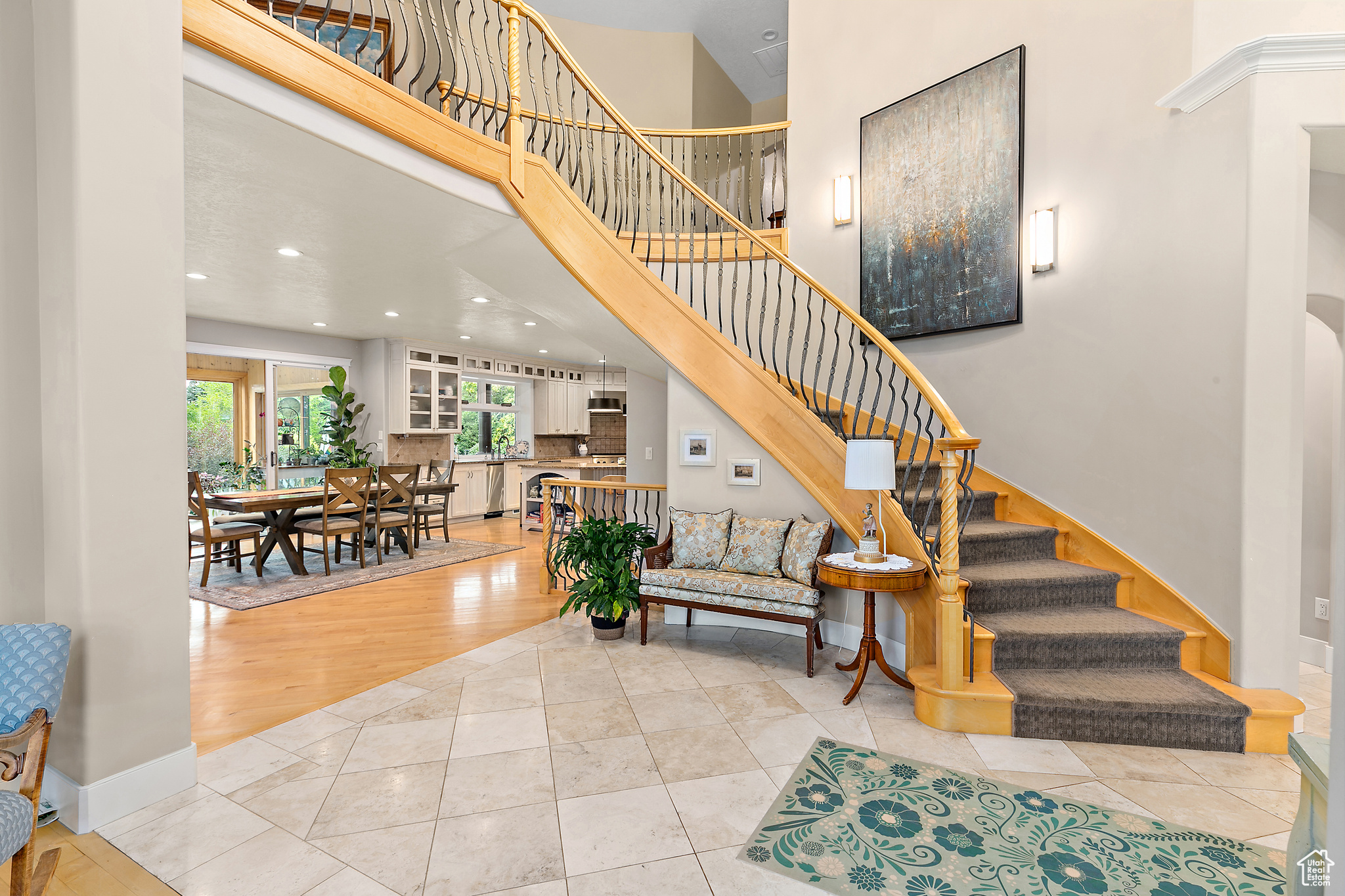 PINNACLE POINTE - Residential