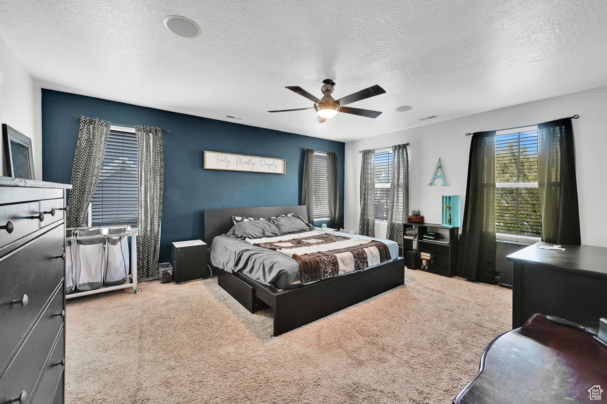 West Valley City, Utah 84119, United States, 3 Bedrooms Bedrooms, ,3 BathroomsBathrooms,Residential,Active,107572