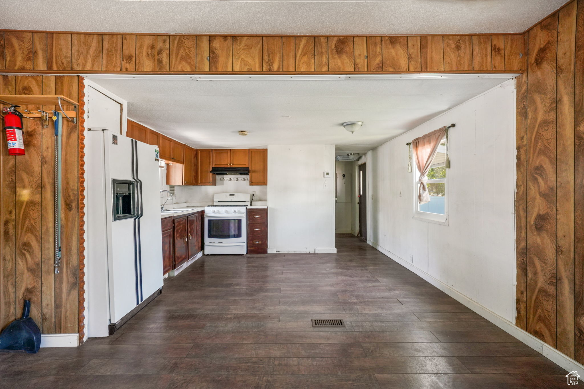 SKYVIEW MOBILE HOMES - Residential