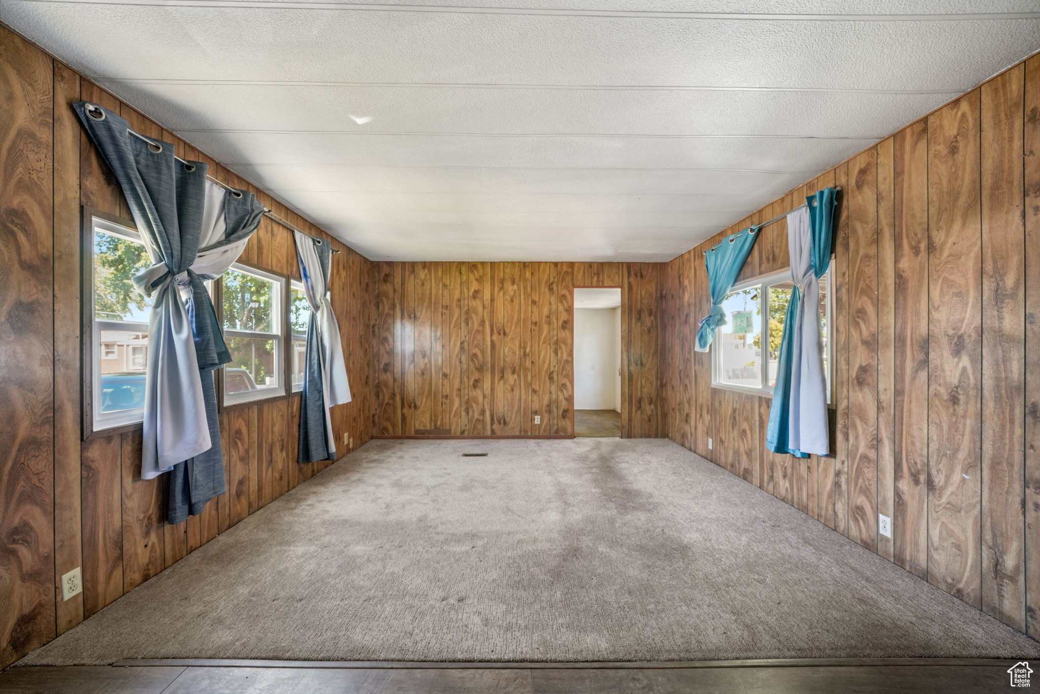 SKYVIEW MOBILE HOMES - Residential