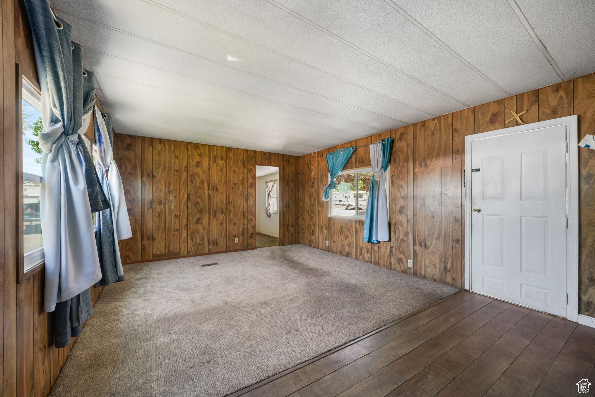 SKYVIEW MOBILE HOMES - Residential