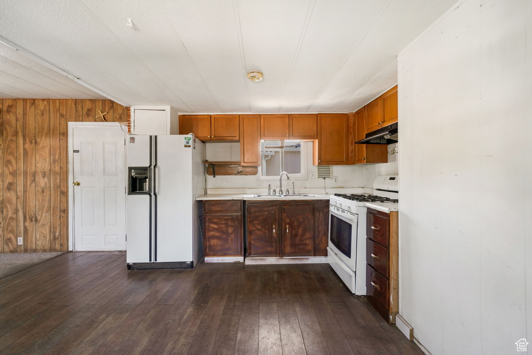 SKYVIEW MOBILE HOMES - Residential