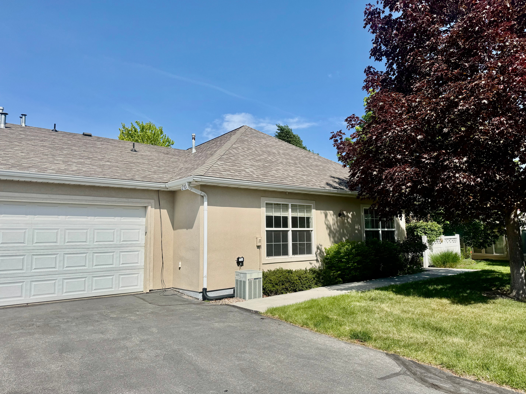 JORDAN VILLAS - Residential