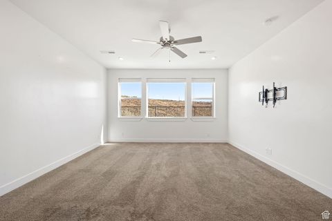 Tiny photo for 822 N PLEASANT VALLEY LN, Washington, UT 84780 (MLS # 2115820)
