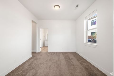 Tiny photo for 822 N PLEASANT VALLEY LN, Washington, UT 84780 (MLS # 2115820)
