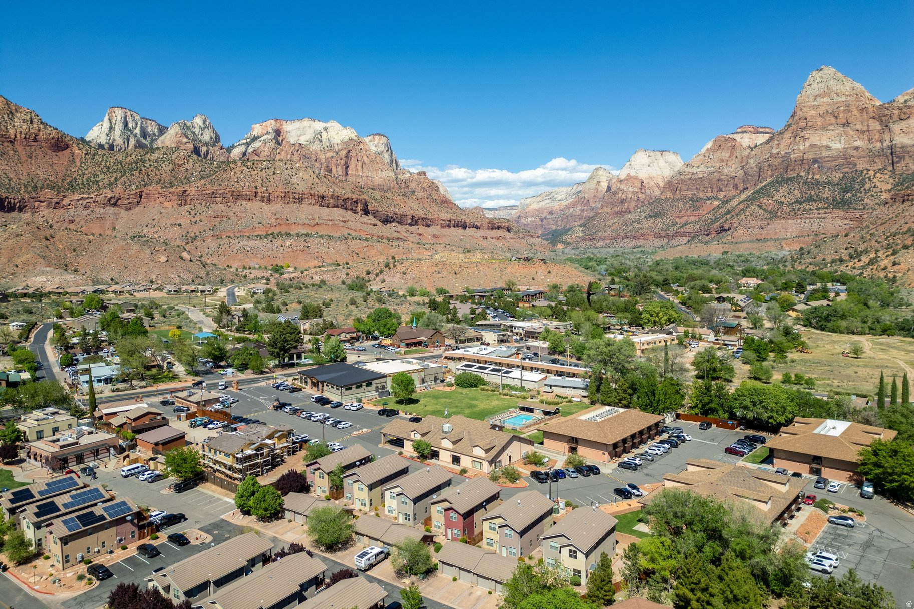 MOORE MINOR - Residential