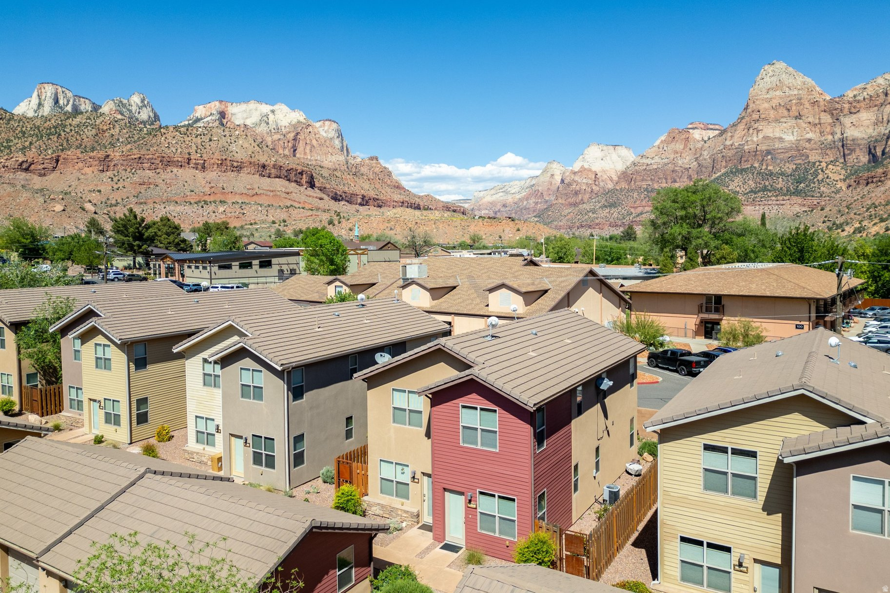 MOORE MINOR - Residential