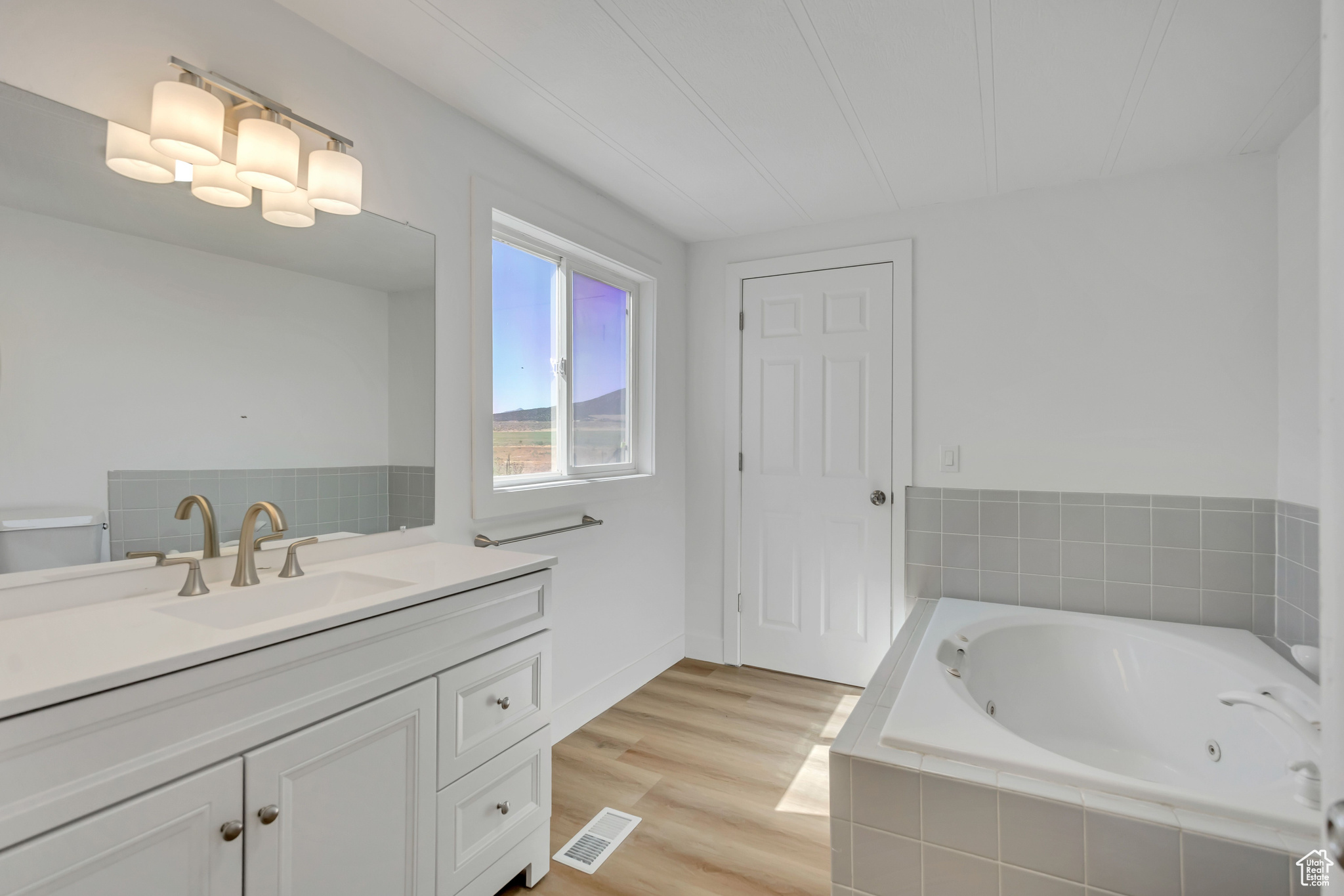 HOGANS RANCH - Residential