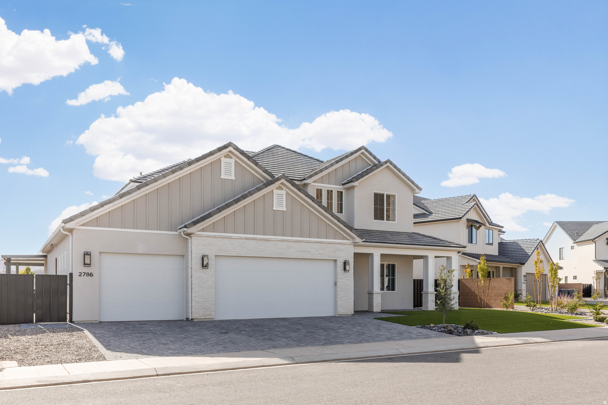 RED MESA AT SUNRISE VALLEY 3 - Residential