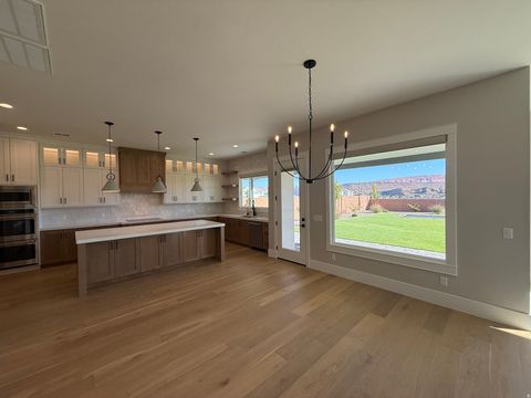 Tiny photo for 2786 E FRESHET DR, Washington, UT 84780 (MLS # 2120597)
