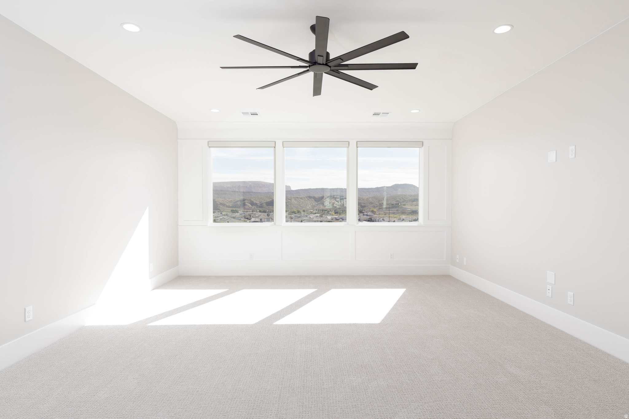 RED MESA AT SUNRISE VALLEY 3 - Residential