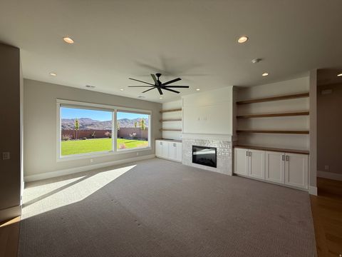 Tiny photo for 2786 E FRESHET DR, Washington, UT 84780 (MLS # 2120597)