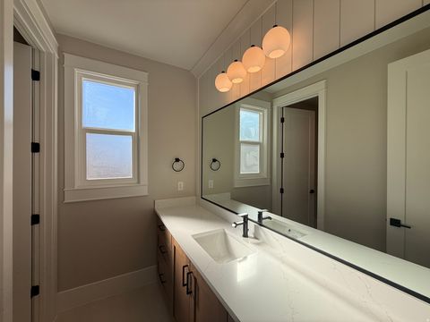 Tiny photo for 2786 E FRESHET DR, Washington, UT 84780 (MLS # 2120597)