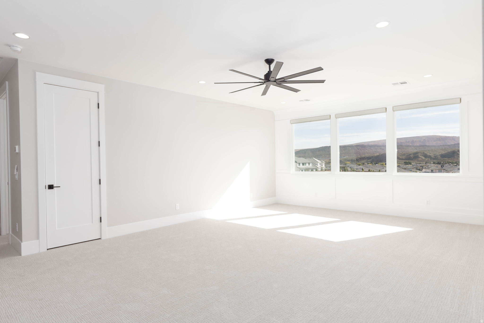 RED MESA AT SUNRISE VALLEY 3 - Residential