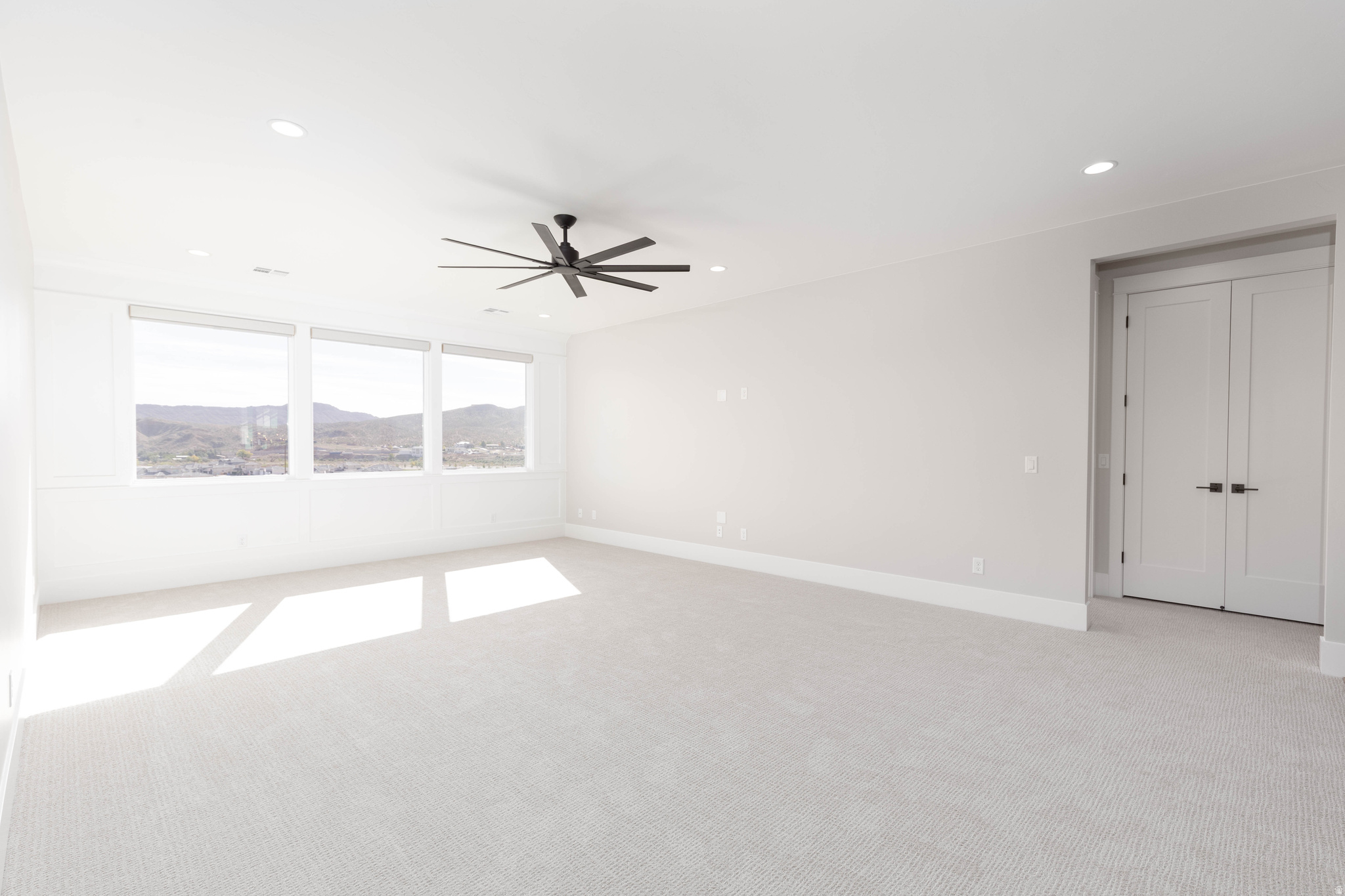 RED MESA AT SUNRISE VALLEY 3 - Residential