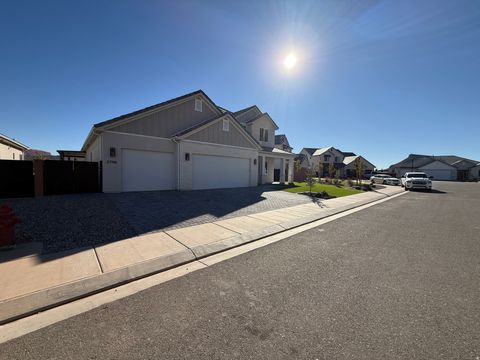 Tiny photo for 2786 E FRESHET DR, Washington, UT 84780 (MLS # 2120597)