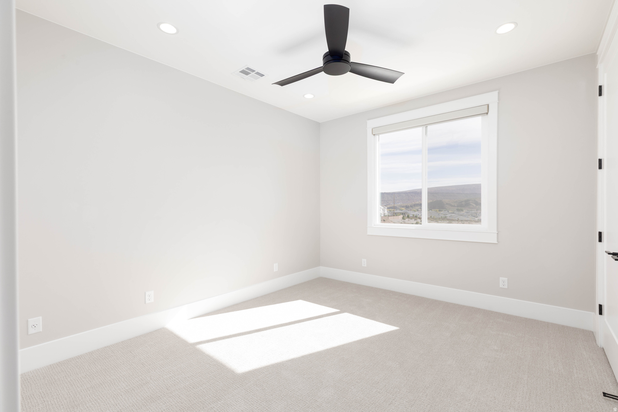 RED MESA AT SUNRISE VALLEY 3 - Residential