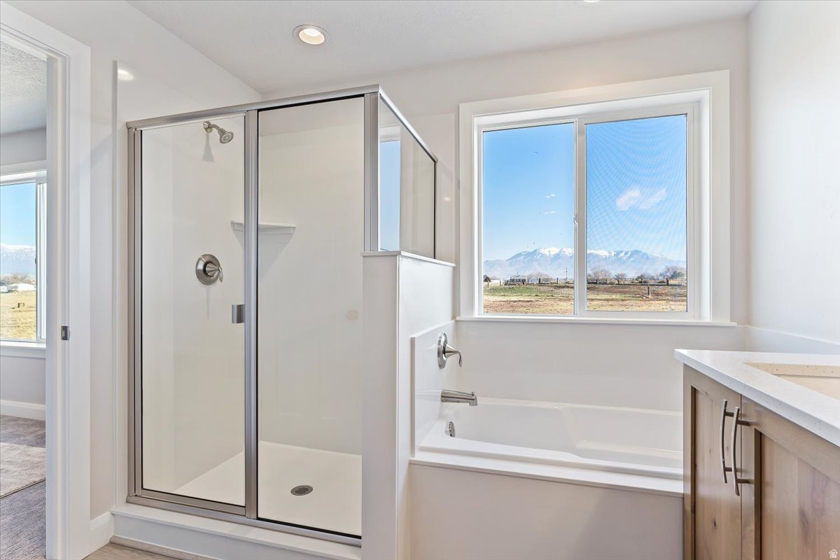 WEST RIDGE ESTATES - Residential