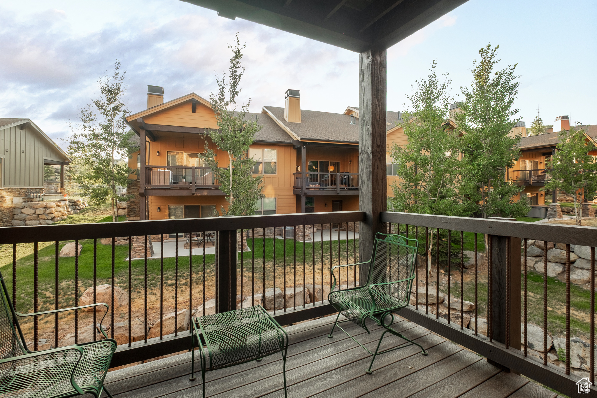 BLACK ROCK RIDGE - Residential