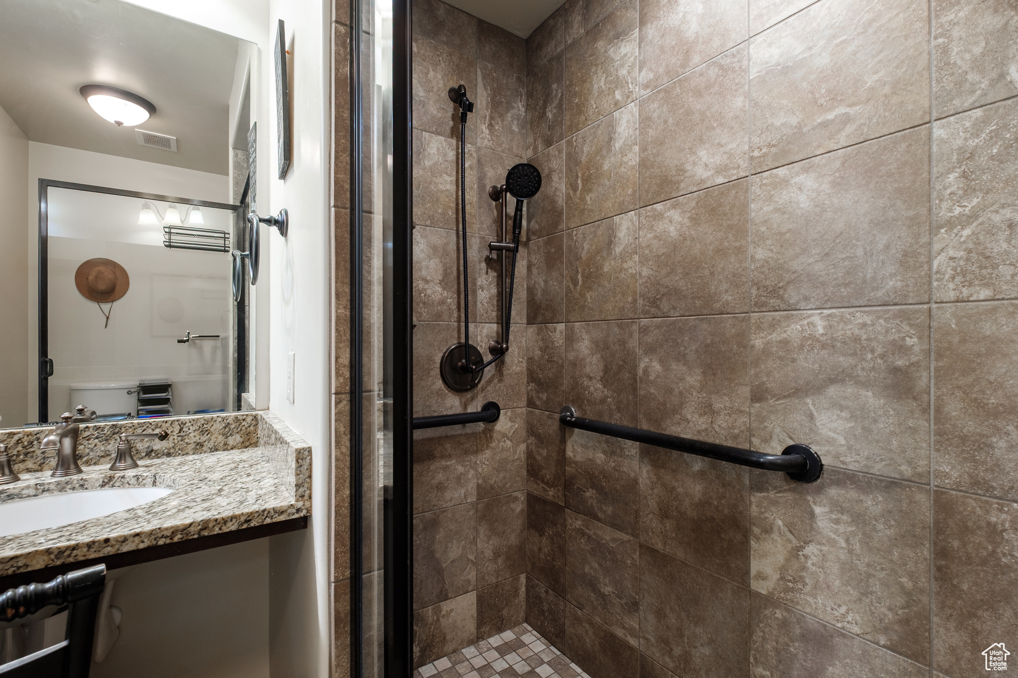 BLACK ROCK RIDGE - Residential