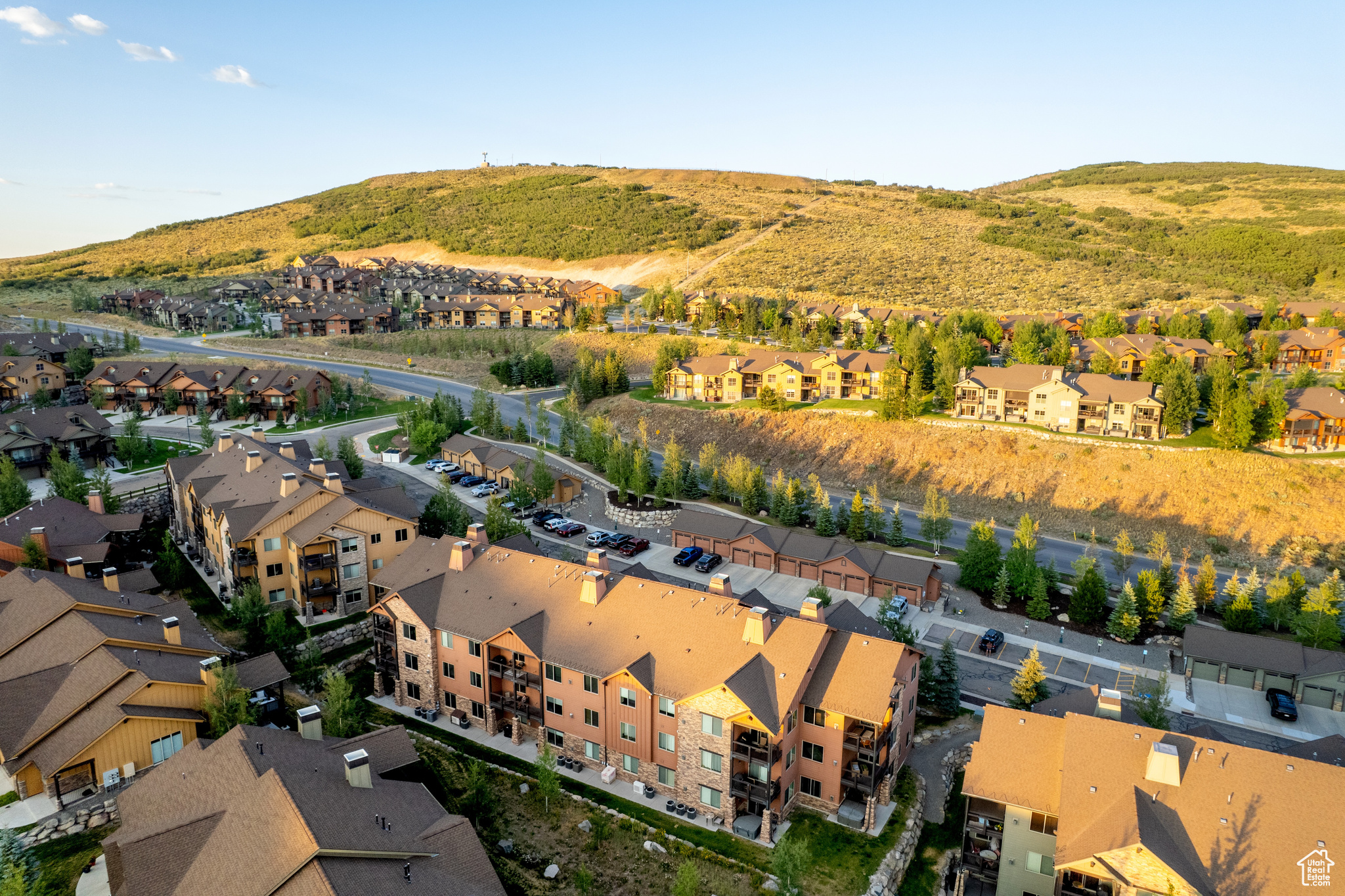 BLACK ROCK RIDGE - Residential