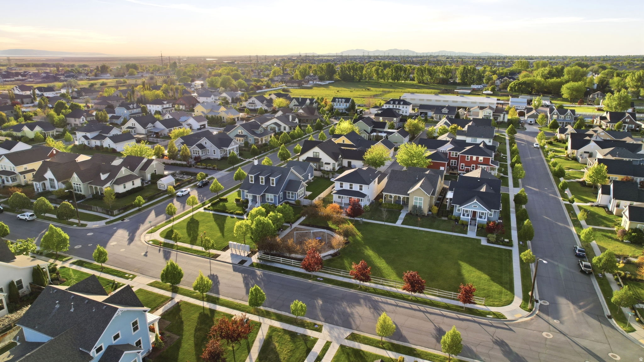 HILL FARMS - Residential