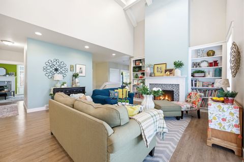 Tiny photo for 311 APPLE LEAF AVE, Kaysville, UT 84037 (MLS # 2154647)
