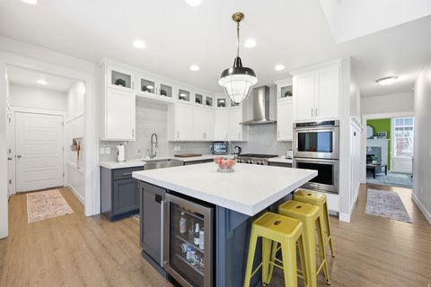 Tiny photo for 311 APPLE LEAF AVE, Kaysville, UT 84037 (MLS # 2154647)
