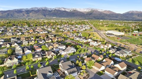Tiny photo for 311 APPLE LEAF AVE, Kaysville, UT 84037 (MLS # 2154647)