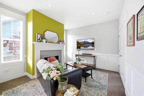 Tiny photo for 311 APPLE LEAF AVE, Kaysville, UT 84037 (MLS # 2154647)