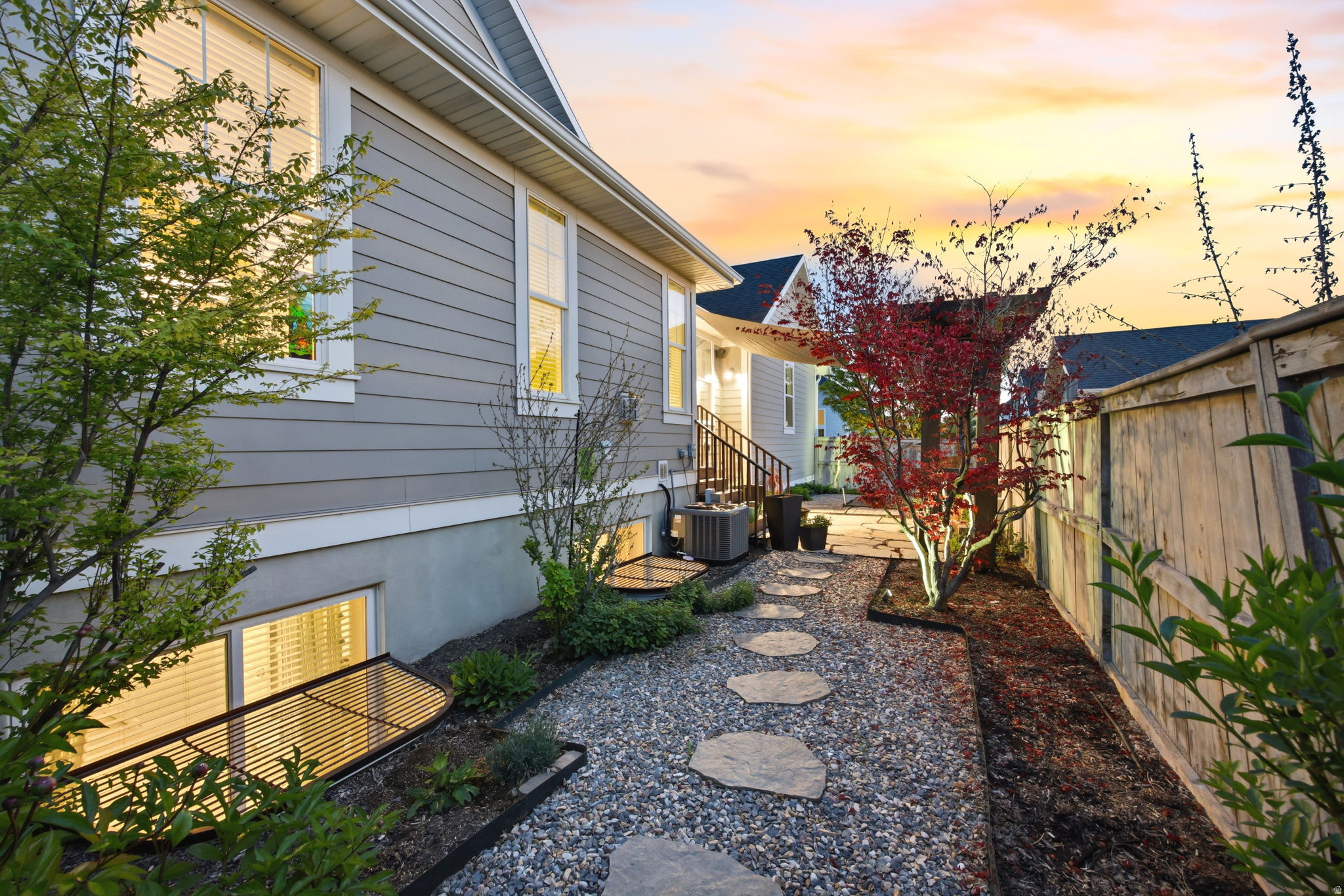 HILL FARMS - Residential