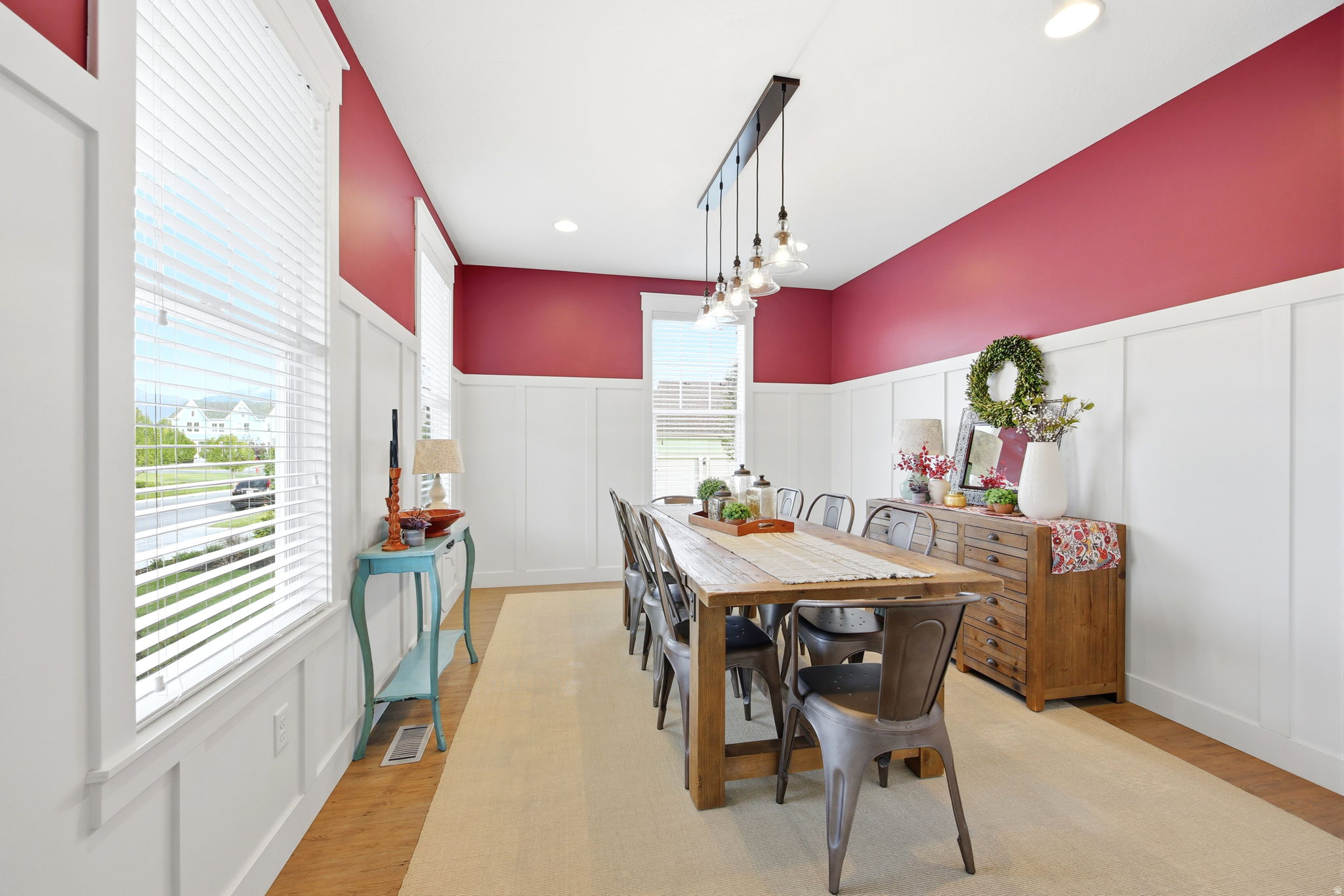 HILL FARMS - Residential