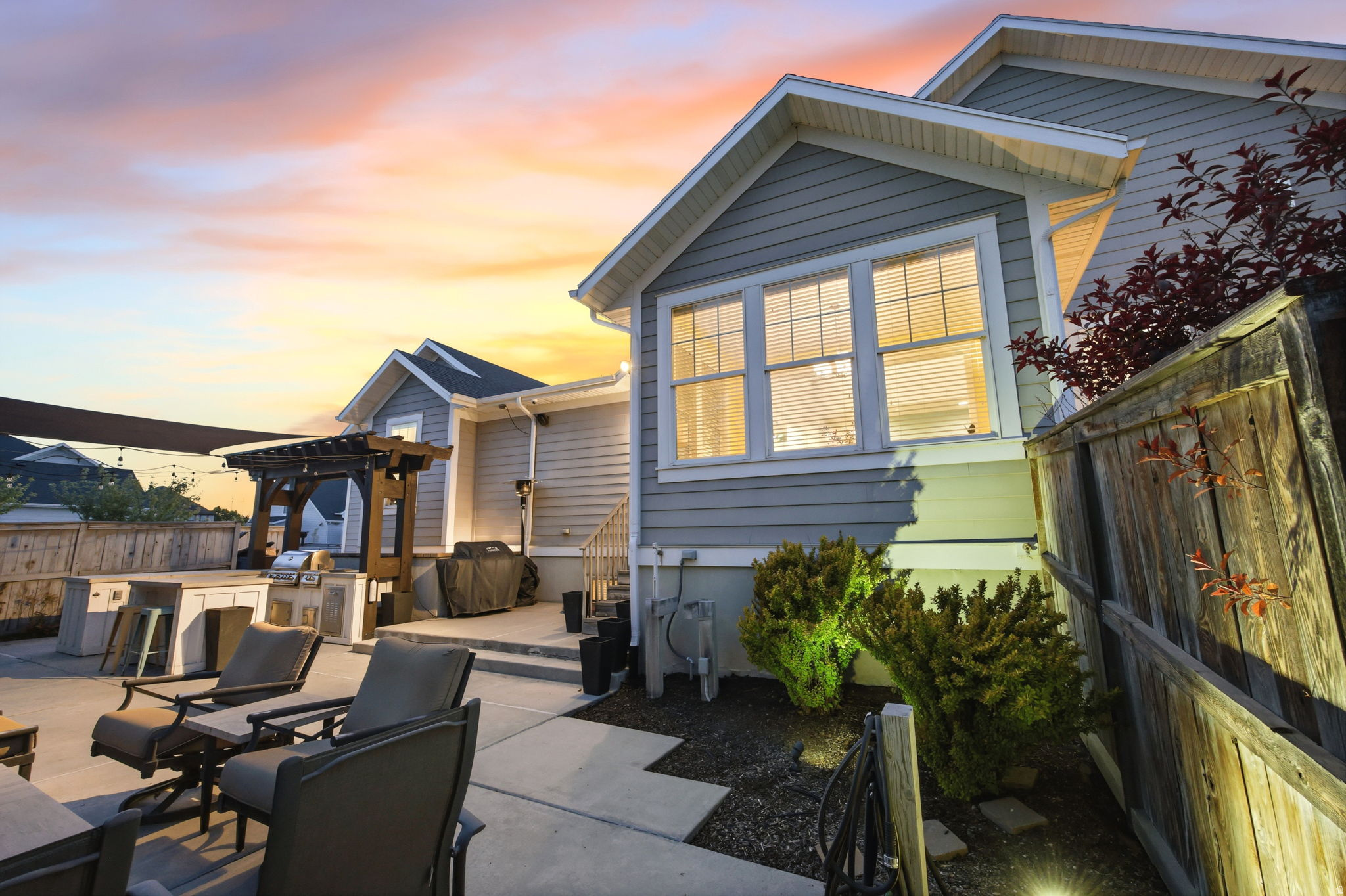 HILL FARMS - Residential