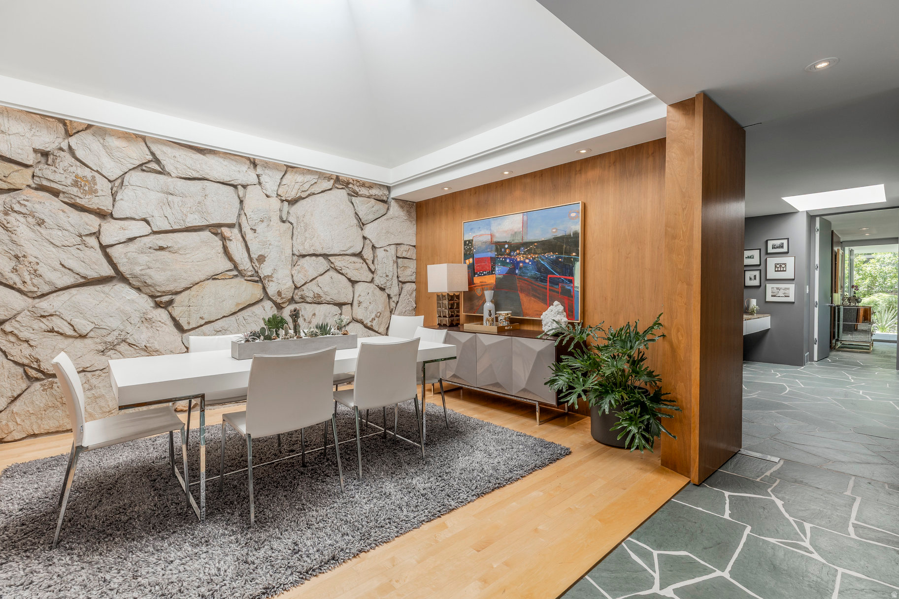 OAK HILLS PL - Residential