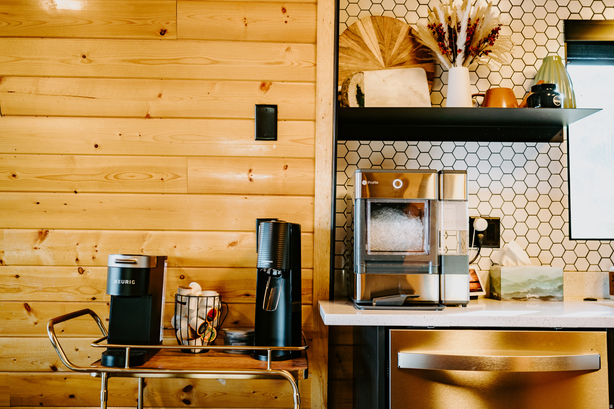 SWISS MOUNTAIN EST - Residential
