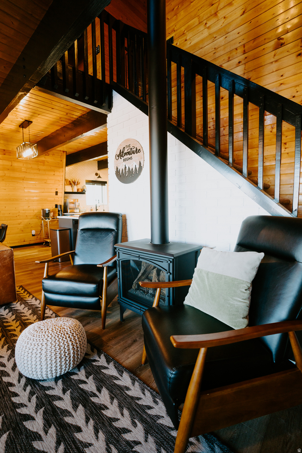 SWISS MOUNTAIN EST - Residential