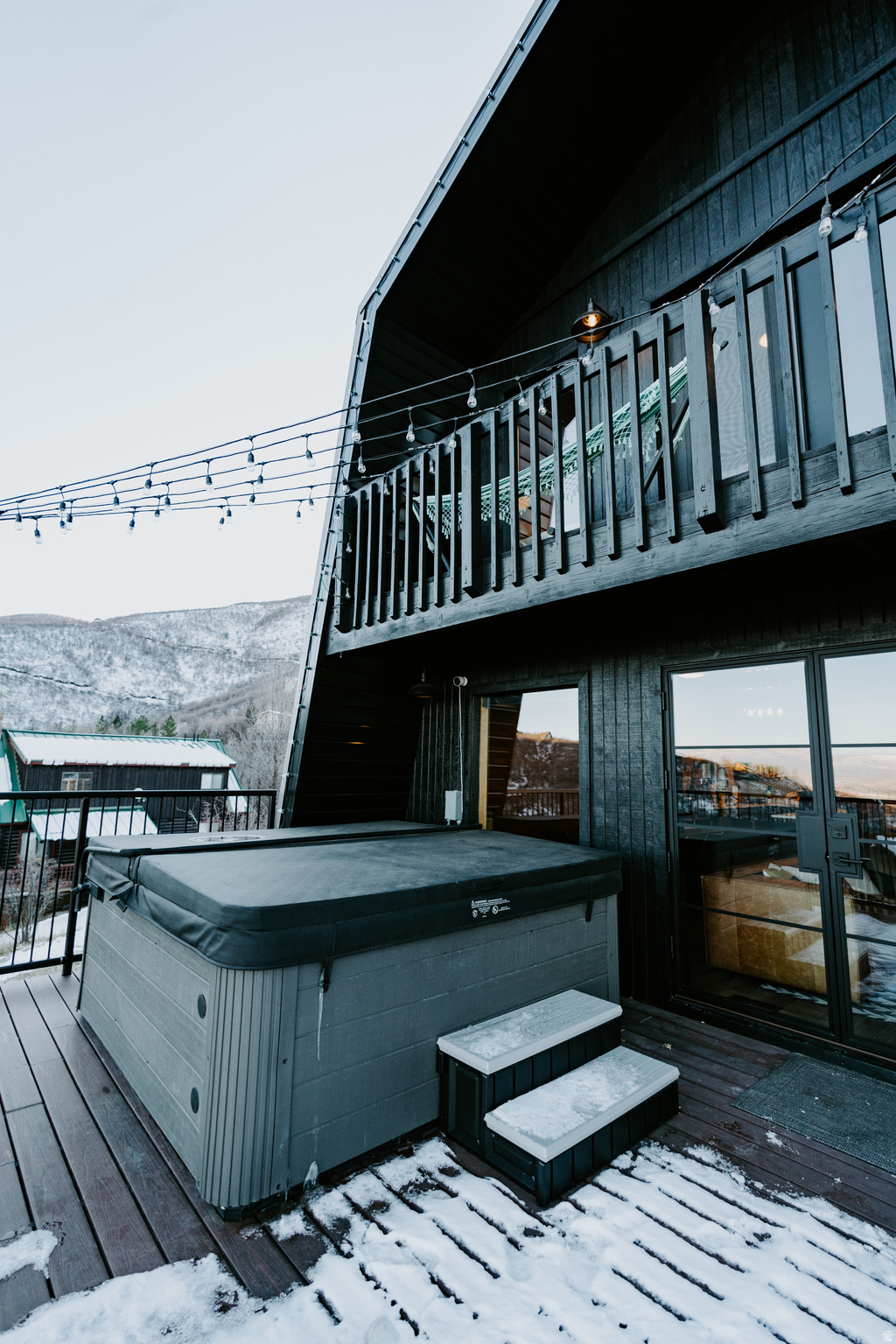 SWISS MOUNTAIN EST - Residential