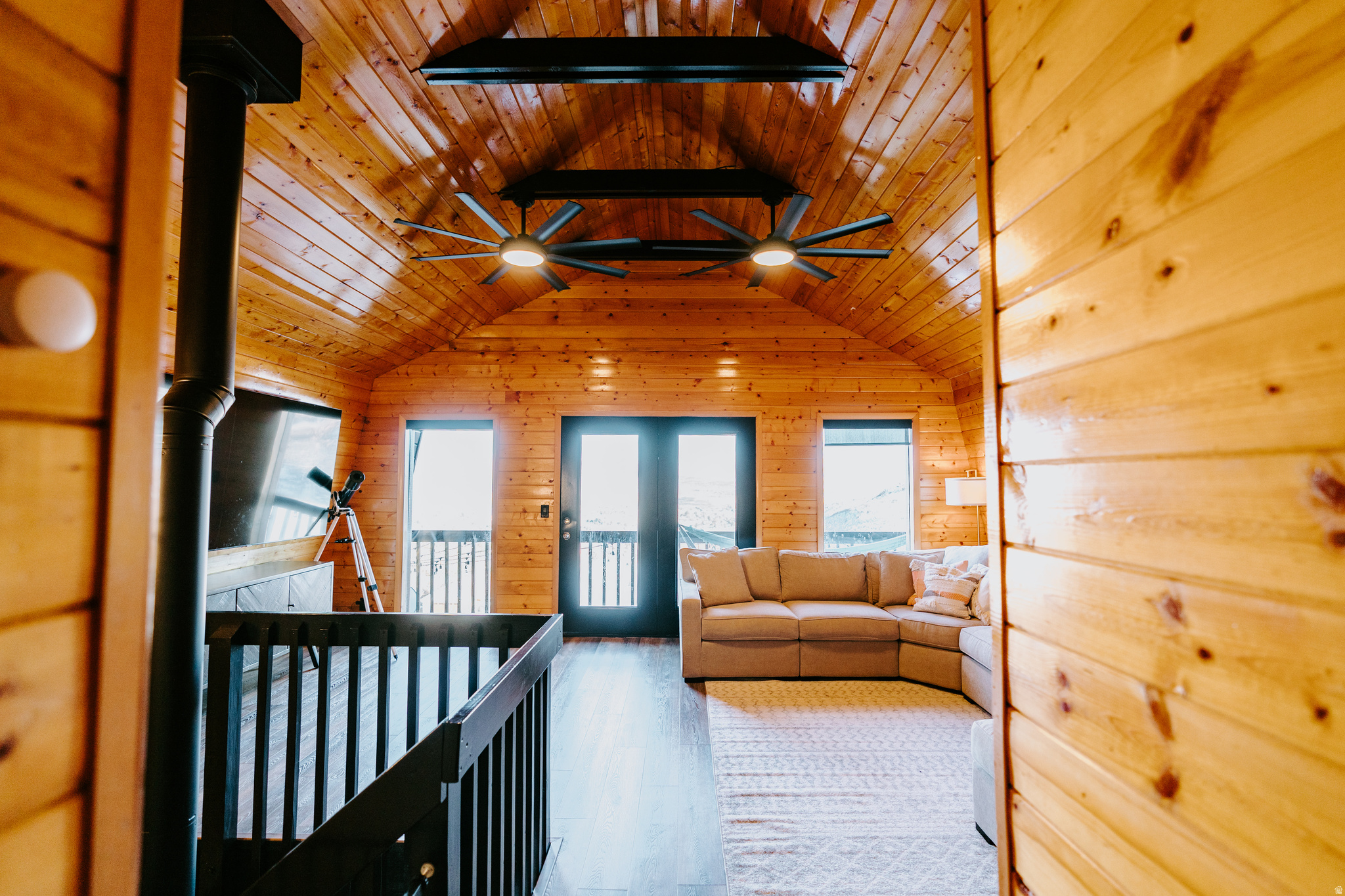 SWISS MOUNTAIN EST - Residential