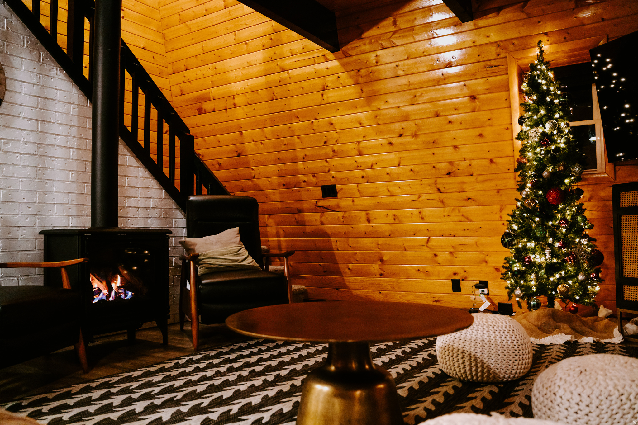 SWISS MOUNTAIN EST - Residential