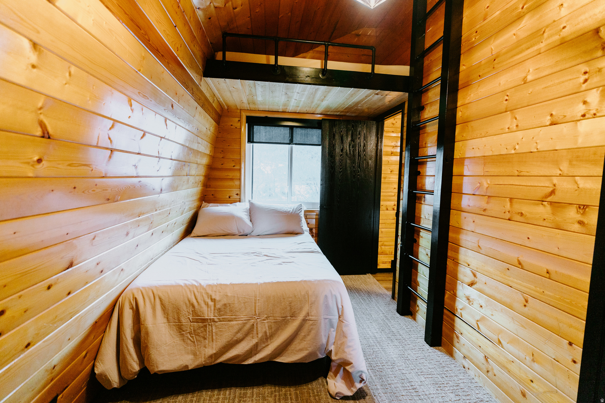 SWISS MOUNTAIN EST - Residential