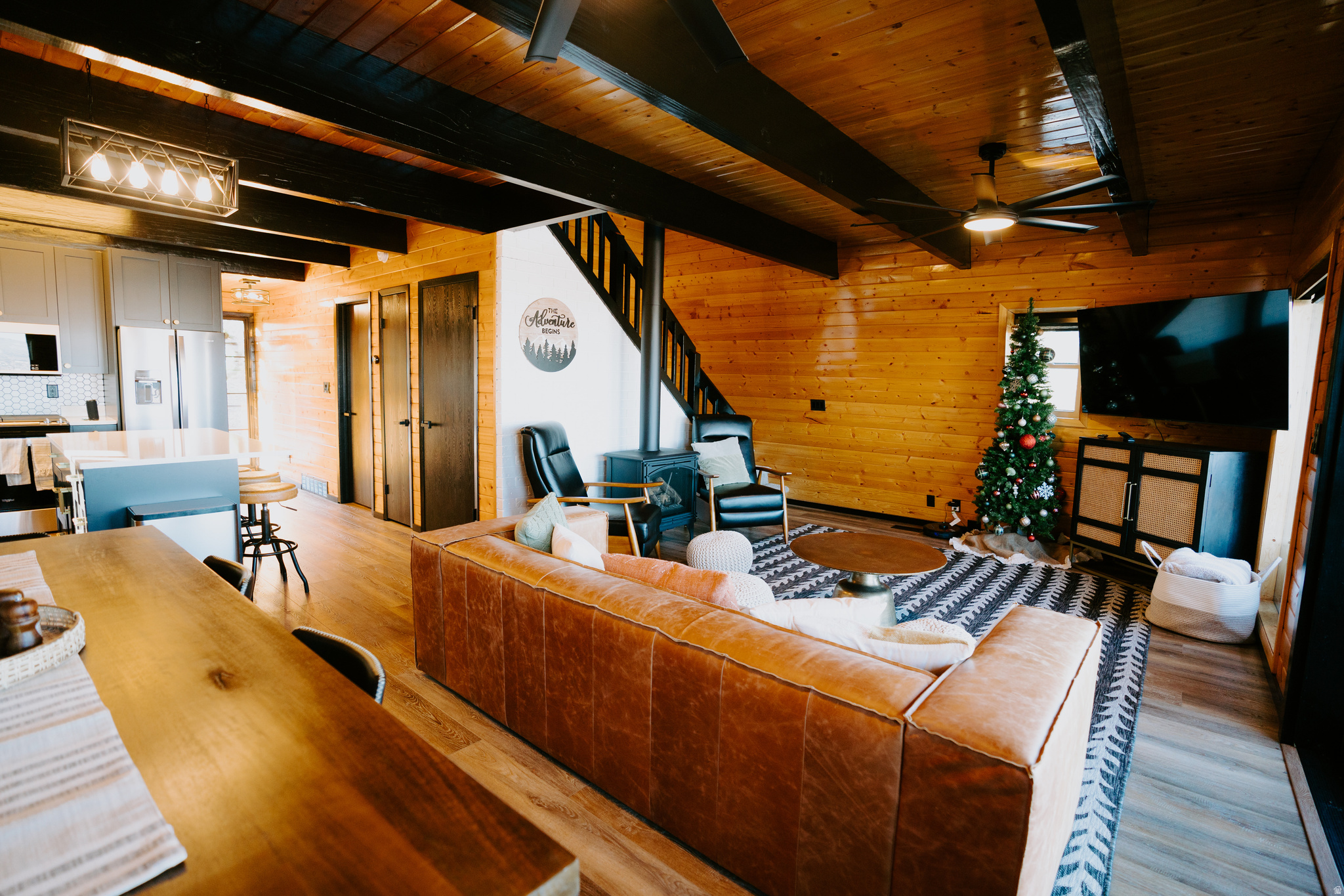 SWISS MOUNTAIN EST - Residential
