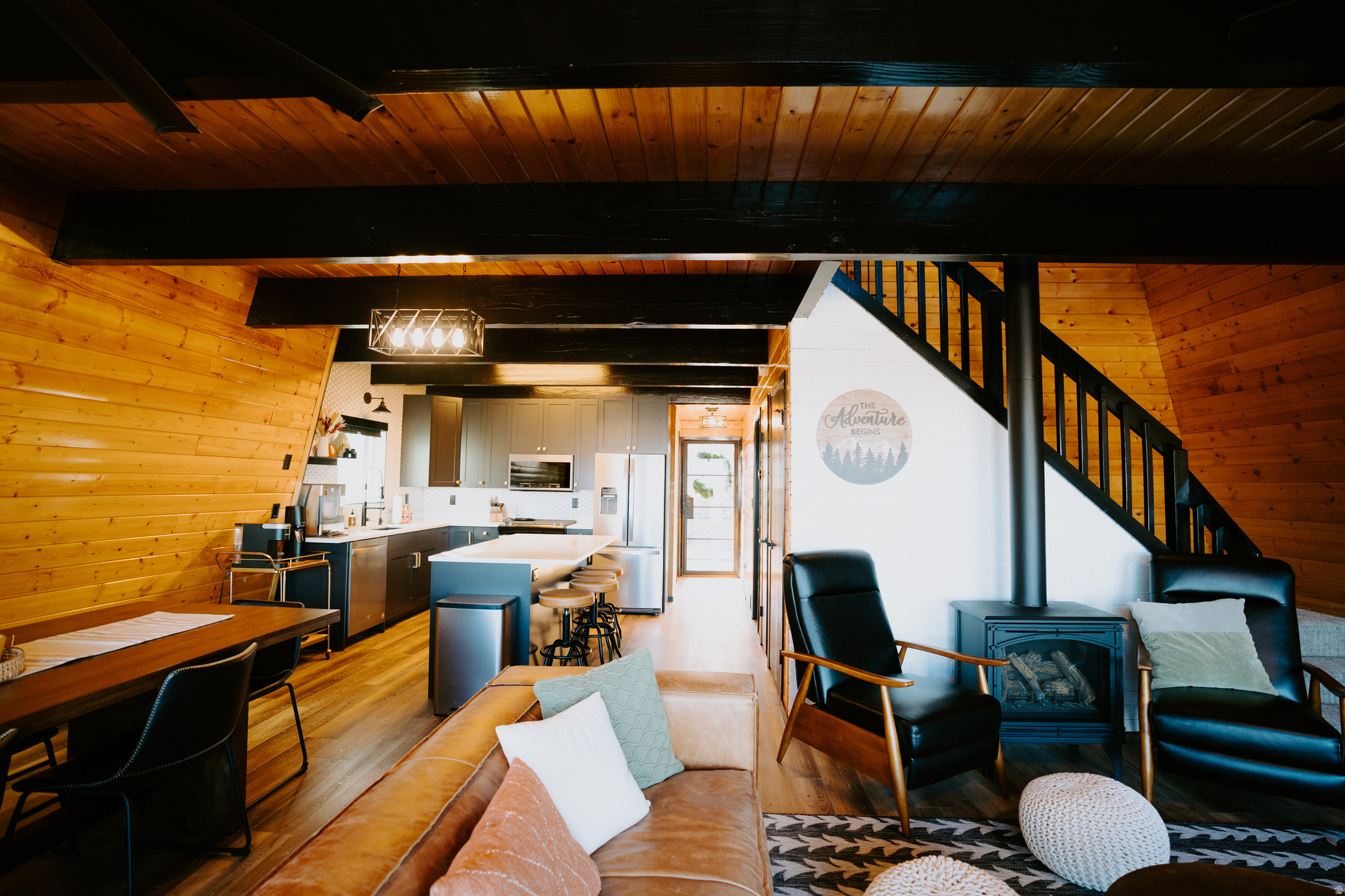 SWISS MOUNTAIN EST - Residential