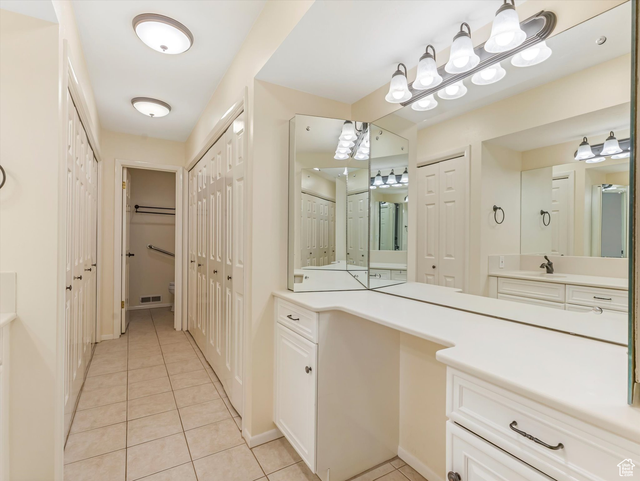 BROOKSTONE - Residential