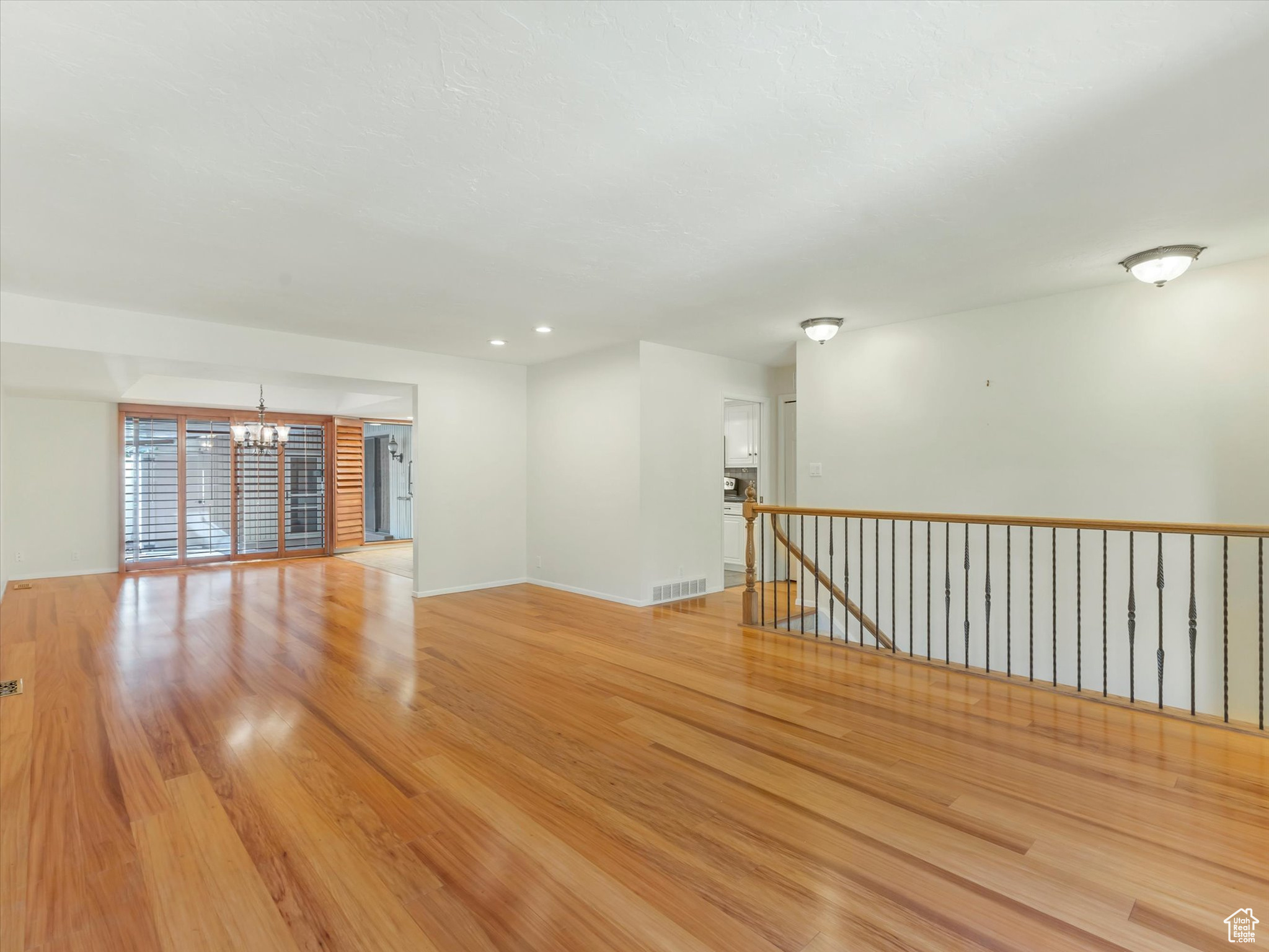 BROOKSTONE - Residential