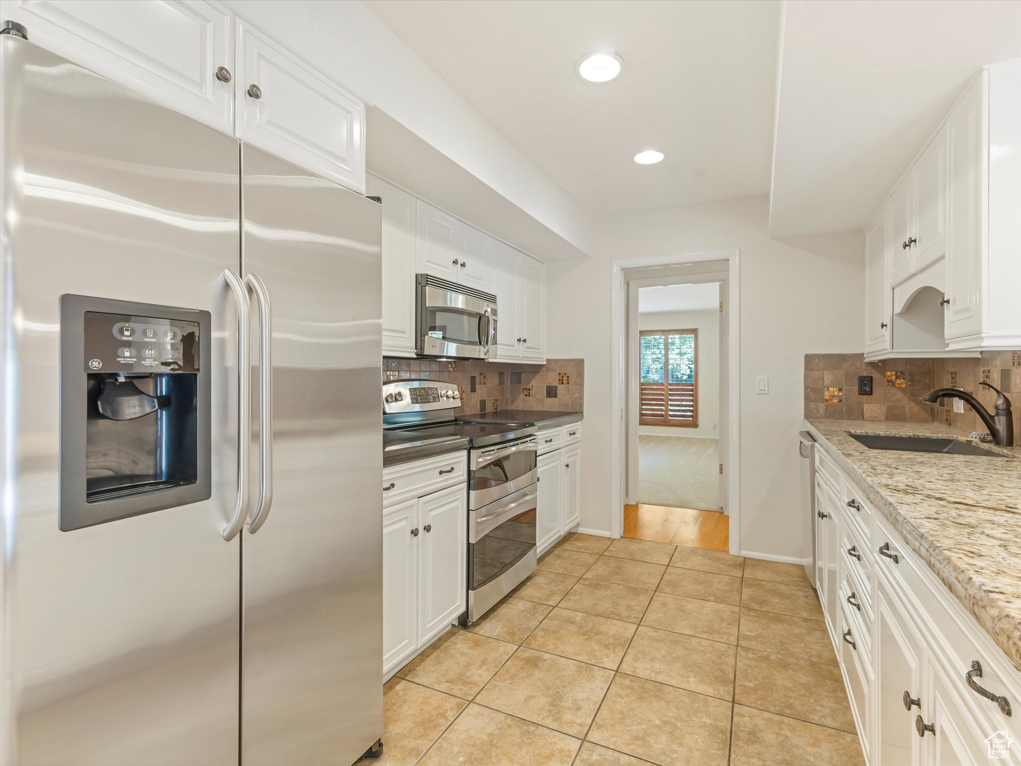 BROOKSTONE - Residential