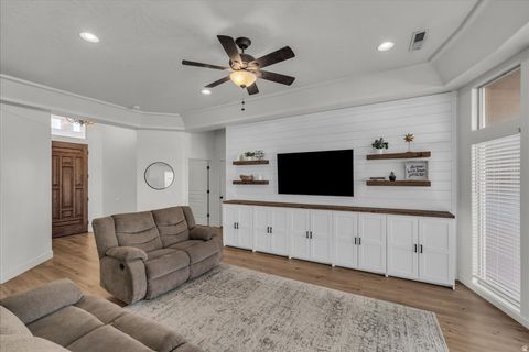 Tiny photo for 2541 E 90 ST S, Saint George, UT 84790 (MLS # 2127573)