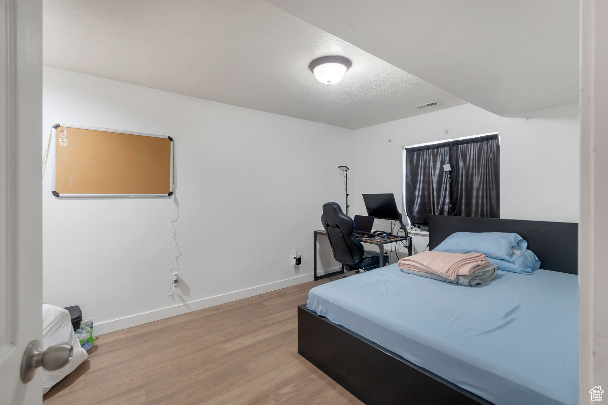 ALEXIS COURT - Residential