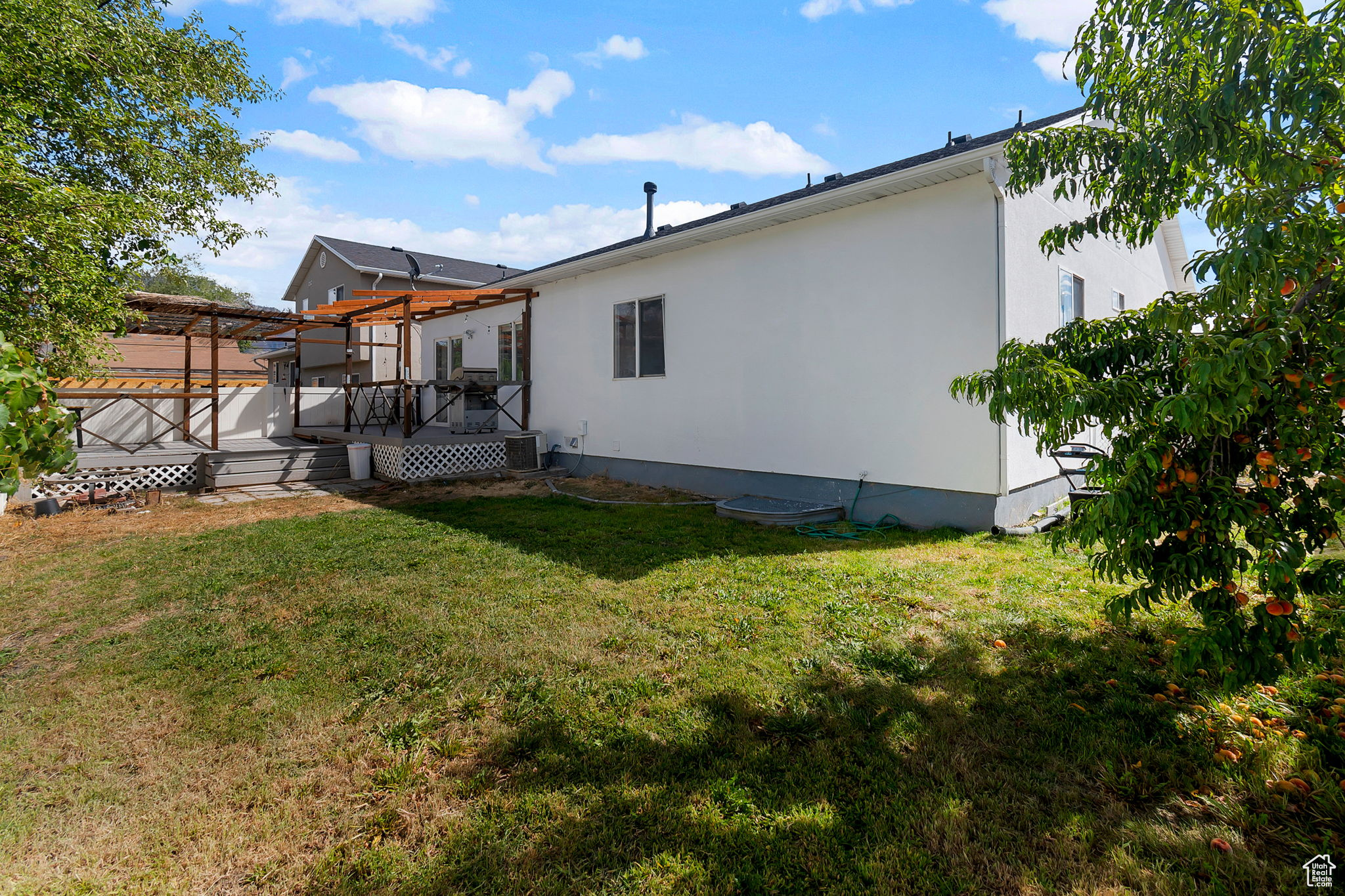 ALEXIS COURT - Residential