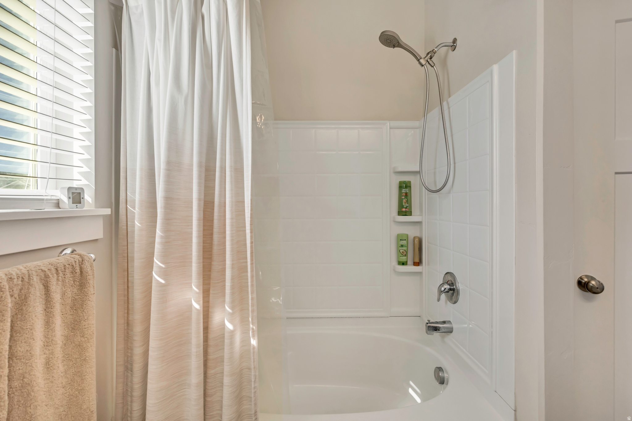 KNUDSON CROSSING - Residential