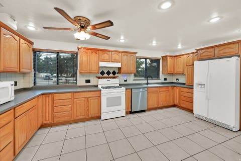 Tiny photo for 150 W 800 S, Springville, UT 84663 (MLS # 2178104)